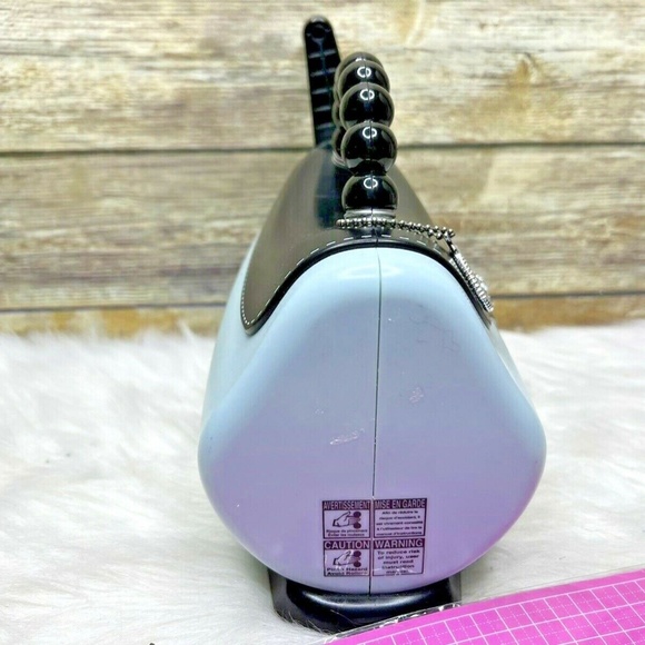 Sizzix Texture Boutique Embossing Machine Baby Blue Purse Style Long Cutting Mat - Picture 6 of 10